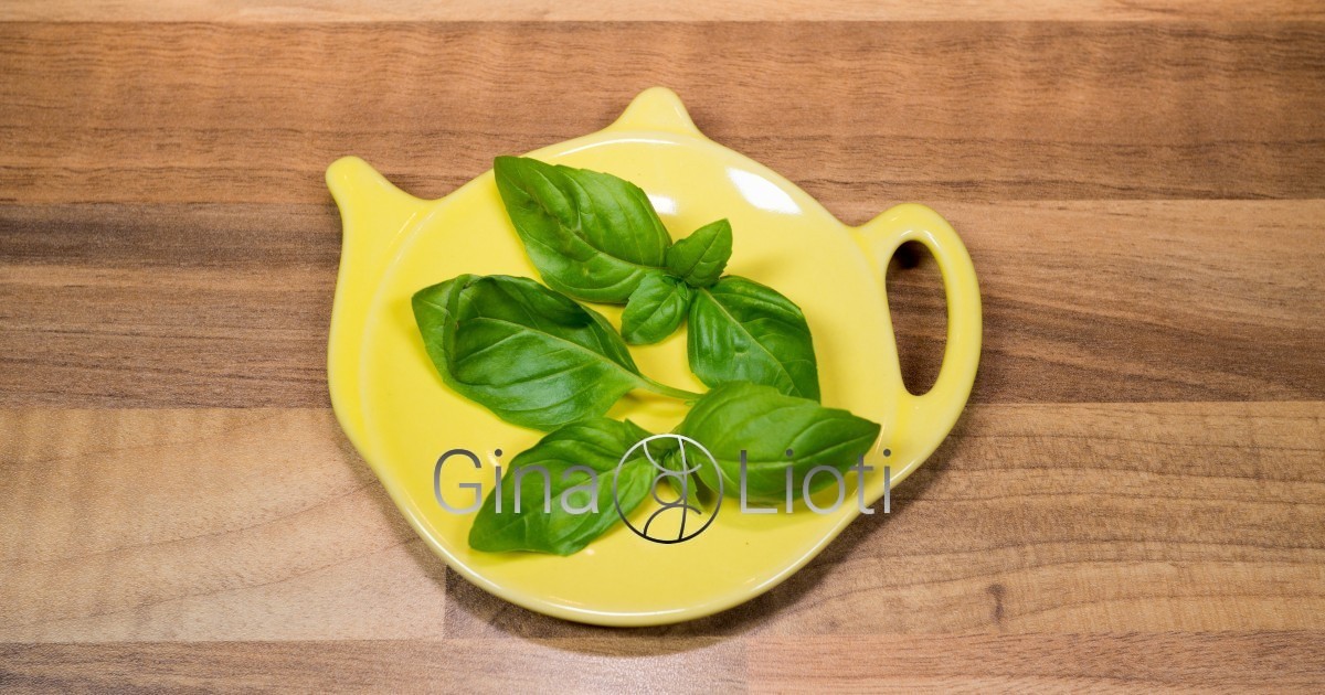 Basil leaves